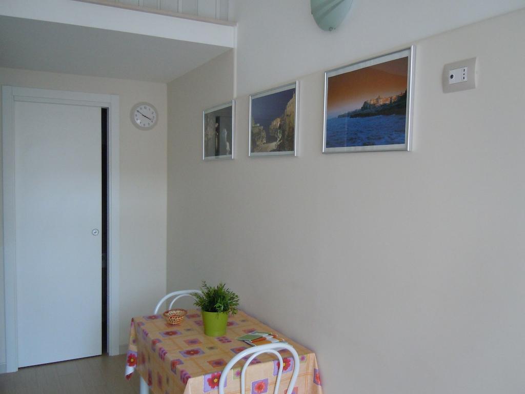 Welcome Holiday House Polignano a Mare Room photo