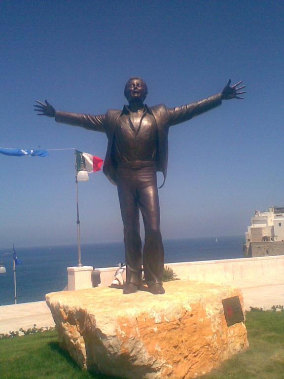 Welcome Holiday House Polignano a Mare Exterior photo